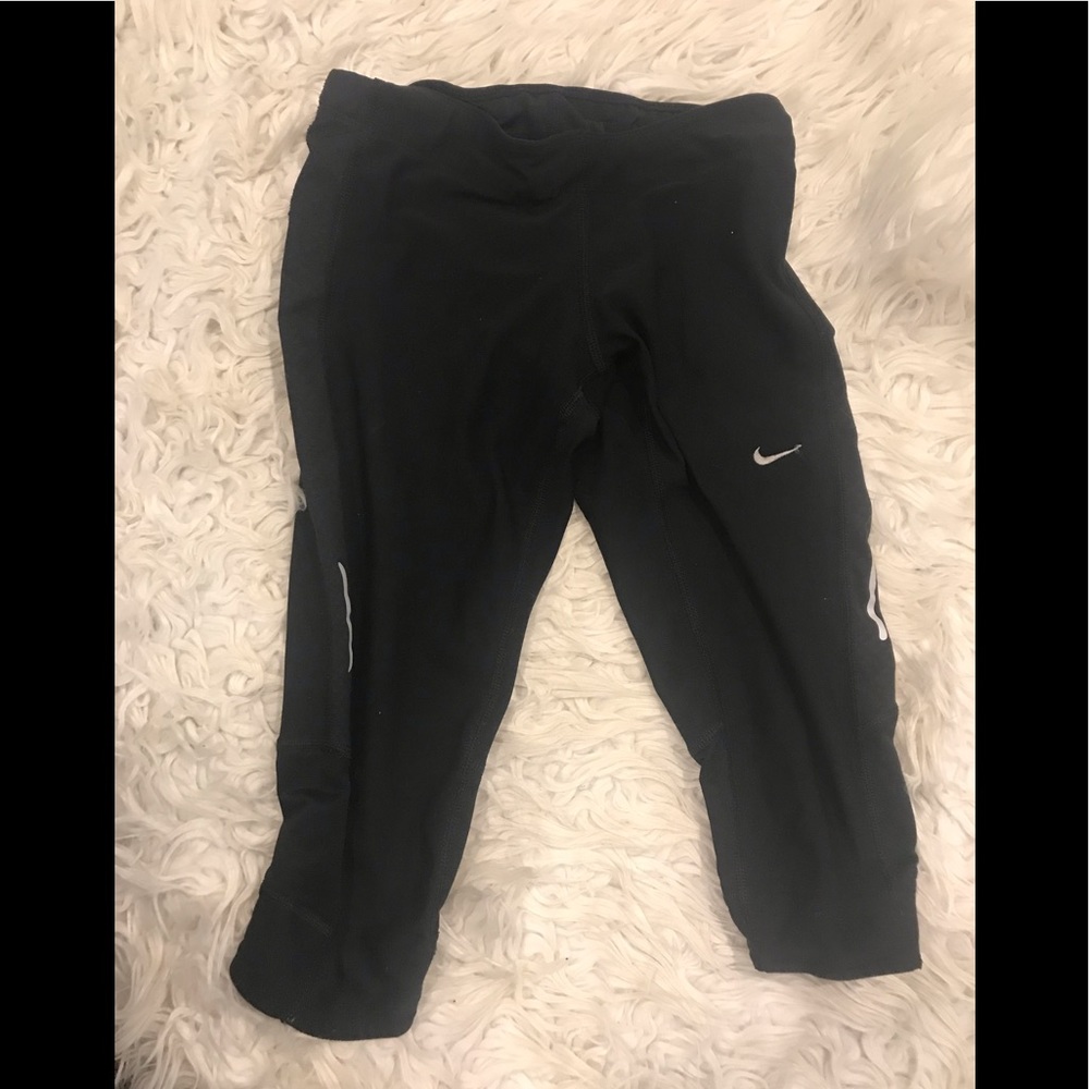 Nike dri-fit capris